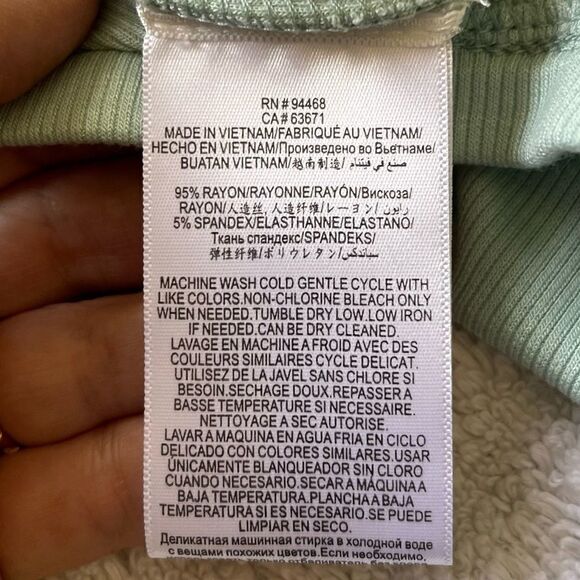 BCBGMAXAZRIA Surplice Sleeveless Top In Harbor.Size S - Picture 9 of 10